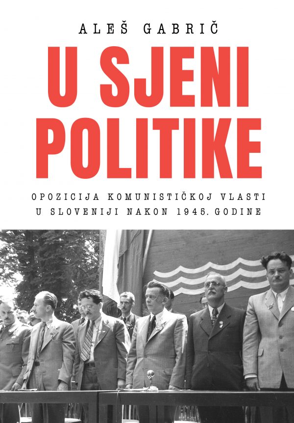U sjeni politike